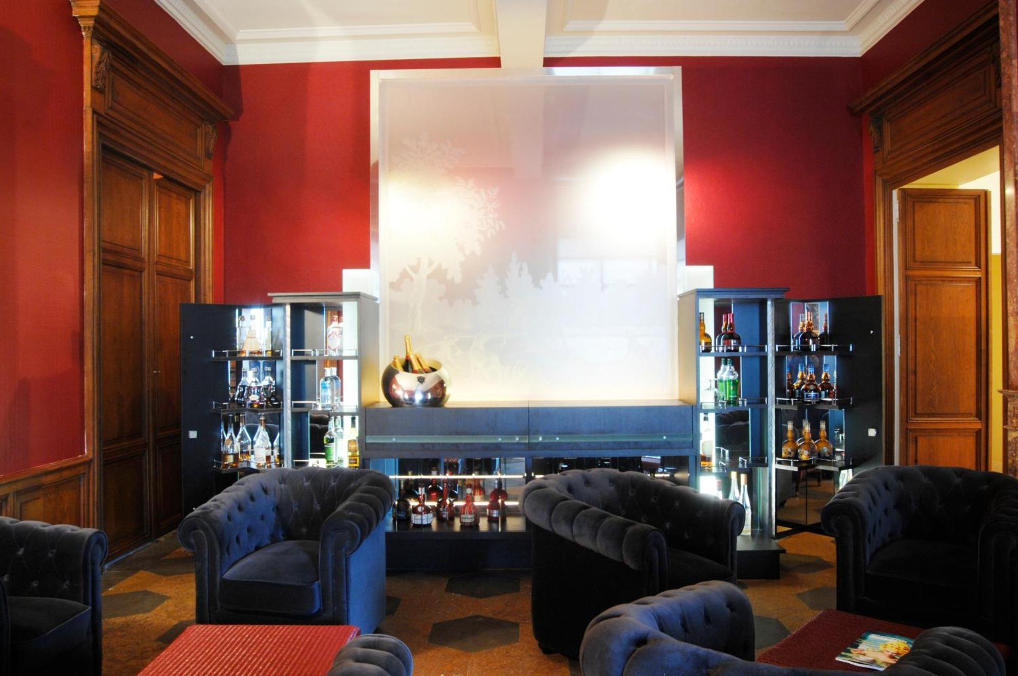 Chateau De Champlong Table Hotel **** Golf & Spa Villerest  Eksteriør billede